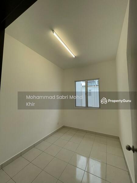 First floor: Bedromm with lighting installed. 