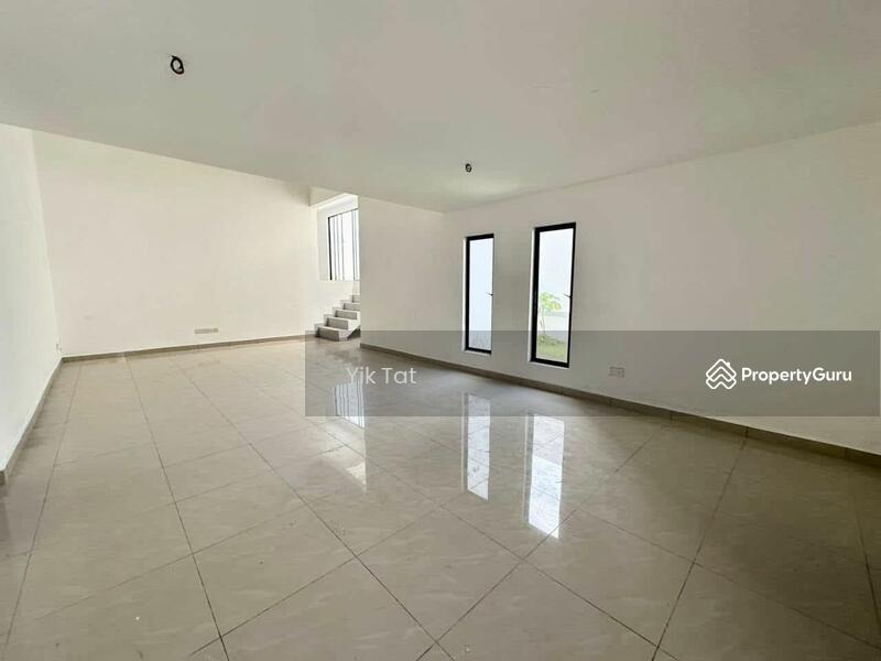Semi-Detached House for Sale in Taman Nong Chik (Johor Bahru) - Yik Tat - PropertyGuru.com.my