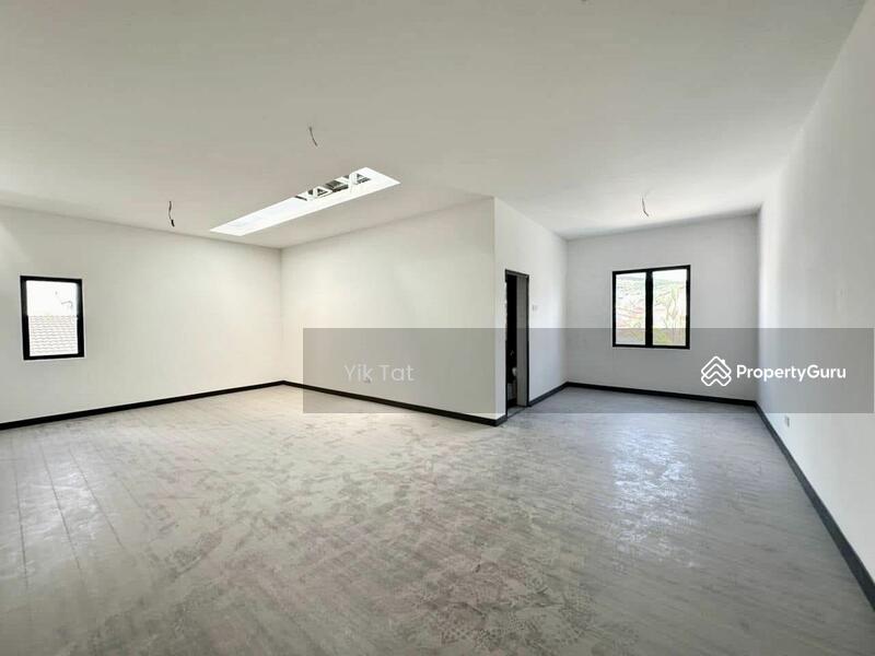 Semi-Detached House for Sale in Taman Nong Chik (Johor Bahru) - Yik Tat - PropertyGuru.com.my