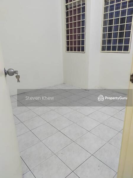 Untuk Disewa - Batu Caves Centerpoint