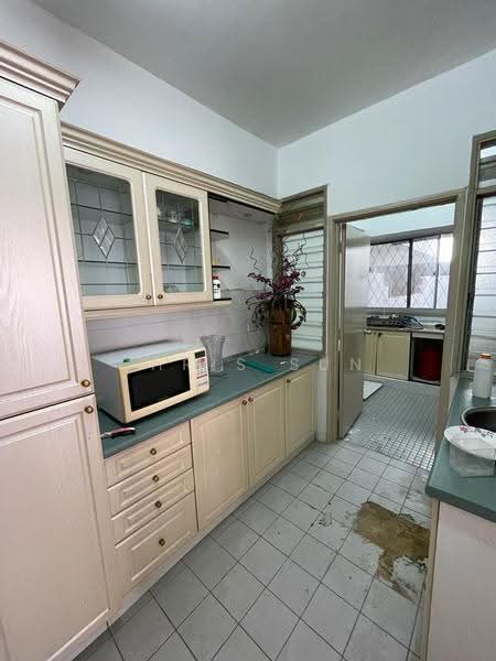 Apartment for Sale at Vista Angkasa - Chris Sun - Kitchen - PropertyGuru.com.my