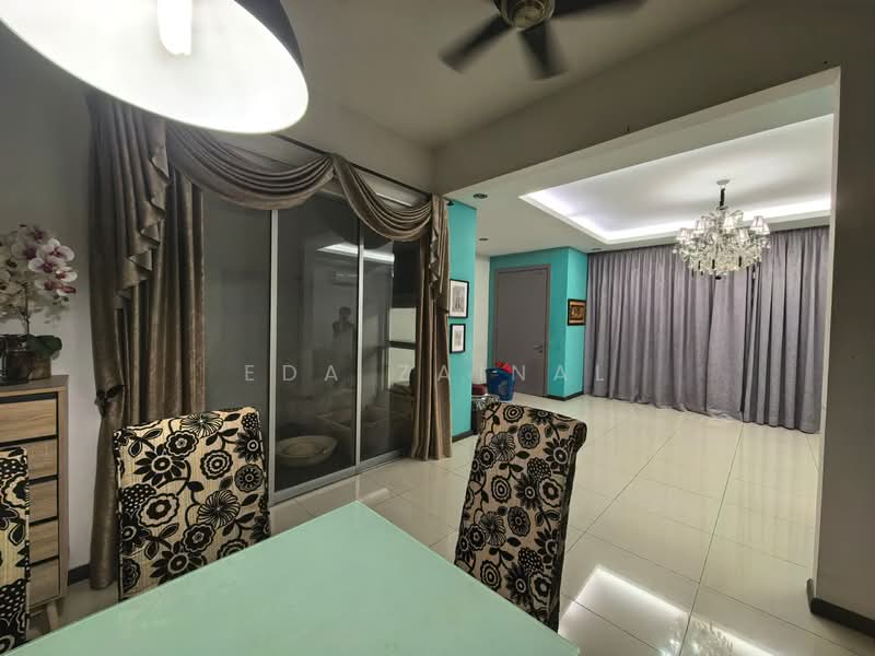 Rumah Teres 2 Tingkat untuk Disewa di Klang (Selangor) - Eda Zainal - Dining Room - PropertyGuru.com.my