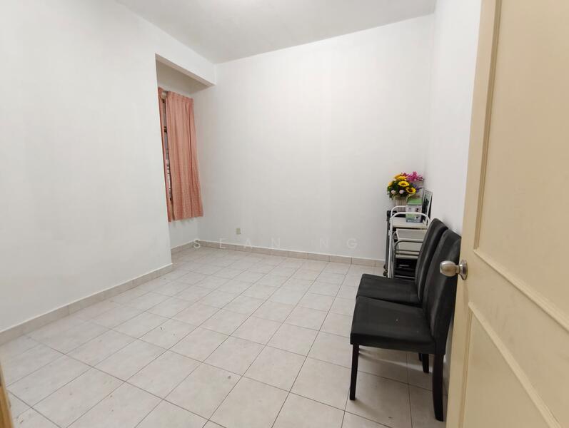 For Sale - Taman Impian Emas