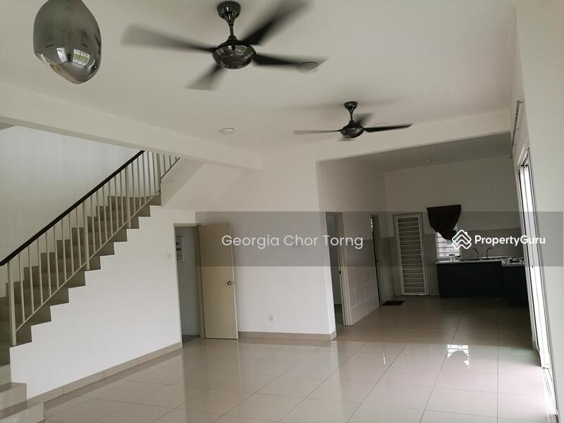 For Sale - bandar saujana putra