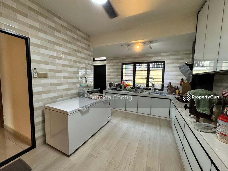 Rumah Teres 2-Tingkat untuk Dijual di SS2 (Petaling Jaya) - Bernice Chong - PropertyGuru.com.my