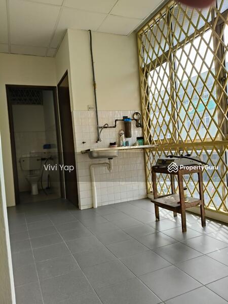 Shop / Office for Sale in Taman Sri Serdang (Seri Kembangan) - Vivi Yap - PropertyGuru.com.my