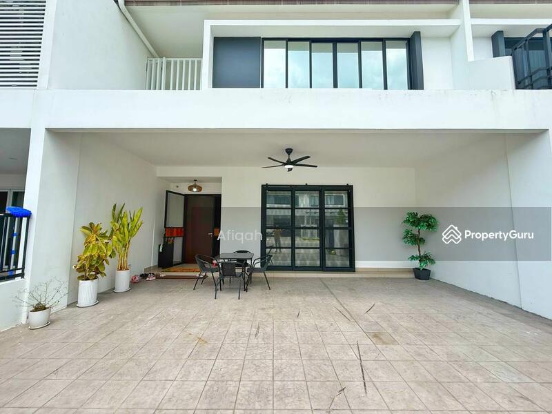 For Sale - Sejati Lakeside 2