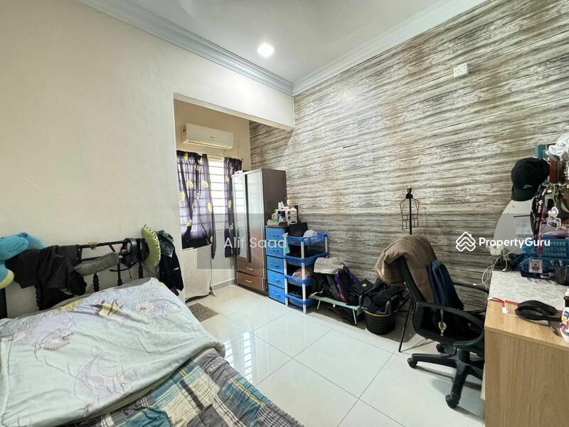 Rumah Teres 2 Tingkat untuk Dijual di Taman Kelana Idaman (Ara Damansara) - Alif Saad - PropertyGuru.com.my