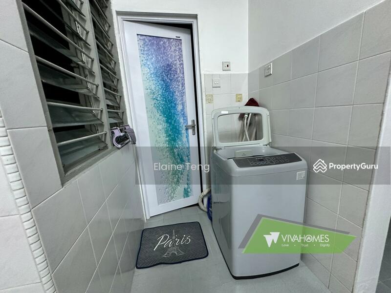 Untuk Disewa - Taman Desawan Room for Rent