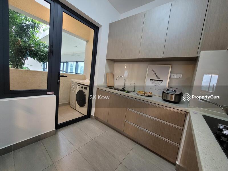 Kediaman Servis untuk Dijual di Baron Residence @ Lake City - SK Kow - PropertyGuru.com.my