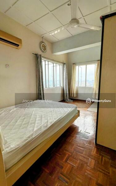 For Sale - Saga Ria Apartment
