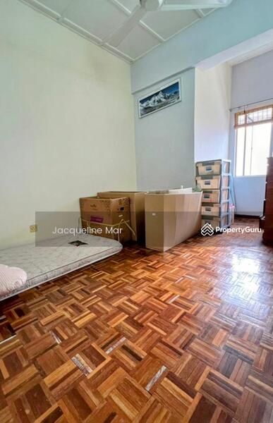 For Sale - Saga Ria Apartment