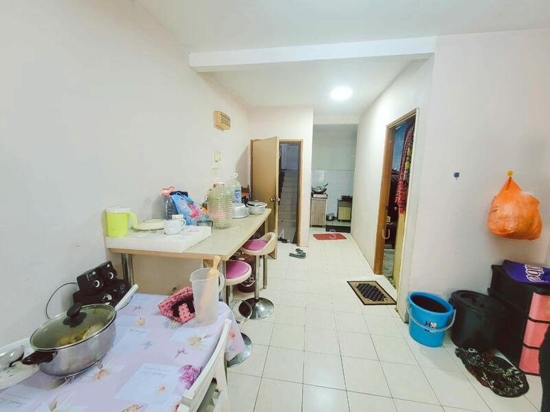 Untuk Dijual - Pusat Komersial Seksyen 7