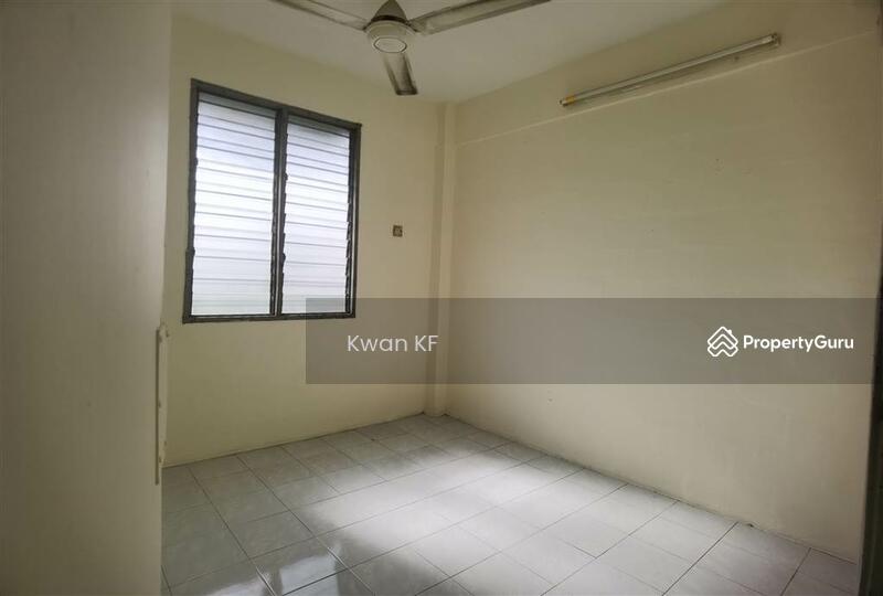 Untuk Disewa - Taman Pauh Indah
