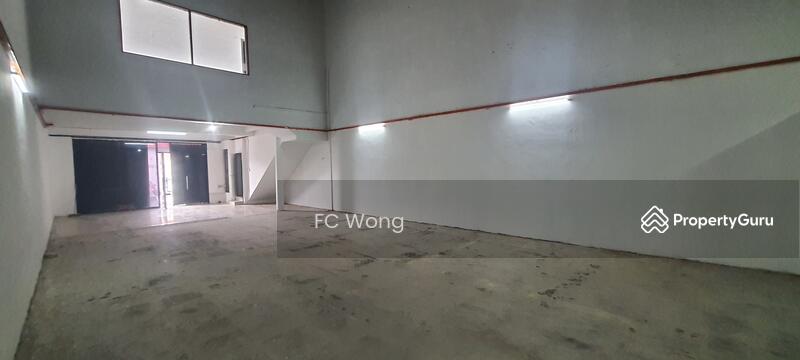 For Sale - 1.5 Storey Factory 3000 Sq Ft In USJ 7 Subang Jaya for Sell