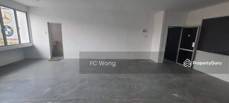 For Sale - 1.5 Storey Factory 3000 Sq Ft In USJ 7 Subang Jaya for Sell
