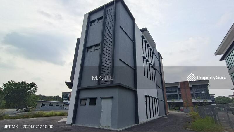 For Sale - Marq Bizpark 3 Storey Bungalow Corner Commercial Shop Office Retail, Show Room, Sungai Kapar Indah