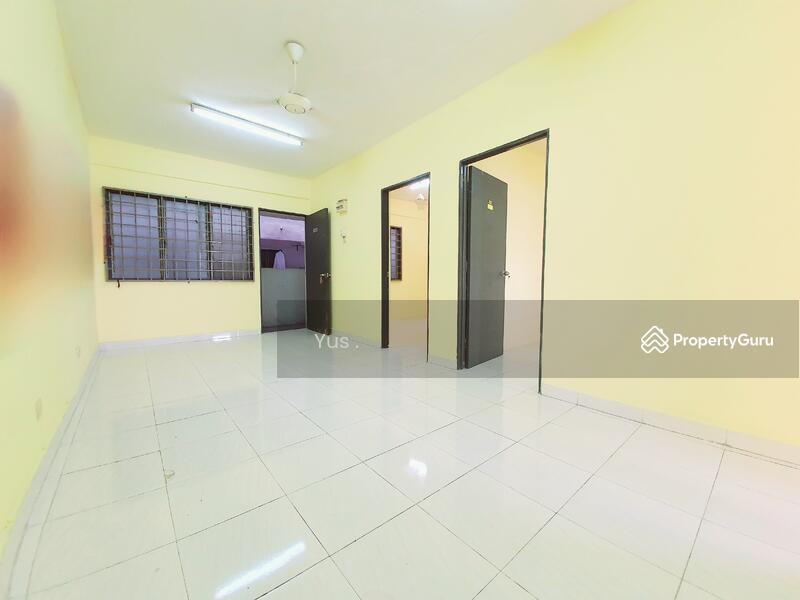 RUANG TAMU/LIVING HALL