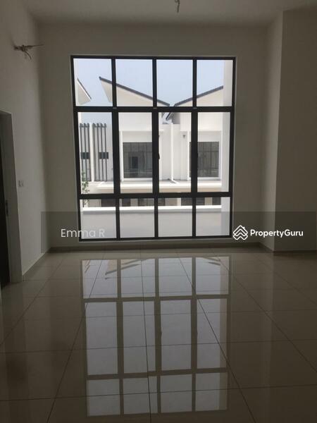 Bungalow House for Sale in Bandar Sri Sendayan (Negeri Sembilan) - Emma R - PropertyGuru.com.my