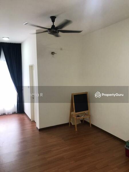 Bungalow House for Sale in Bandar Sri Sendayan (Negeri Sembilan) - Emma R - PropertyGuru.com.my