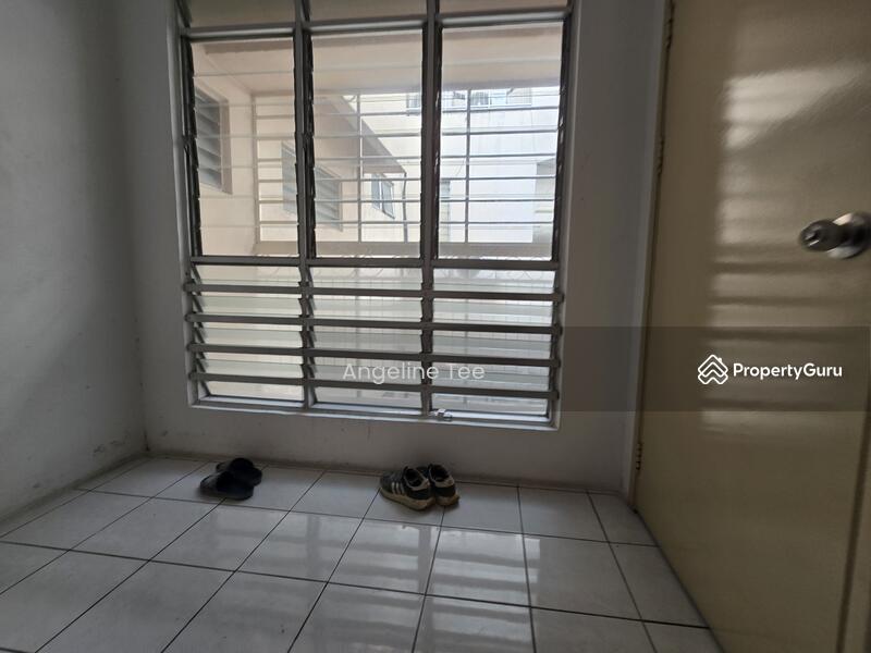 For Sale - The 19 USJ City Mall