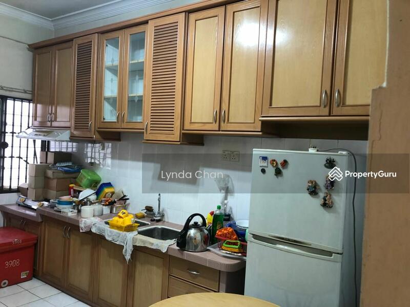 Untuk Dijual - 2 Storey Terrace Taman Bukit Minyak