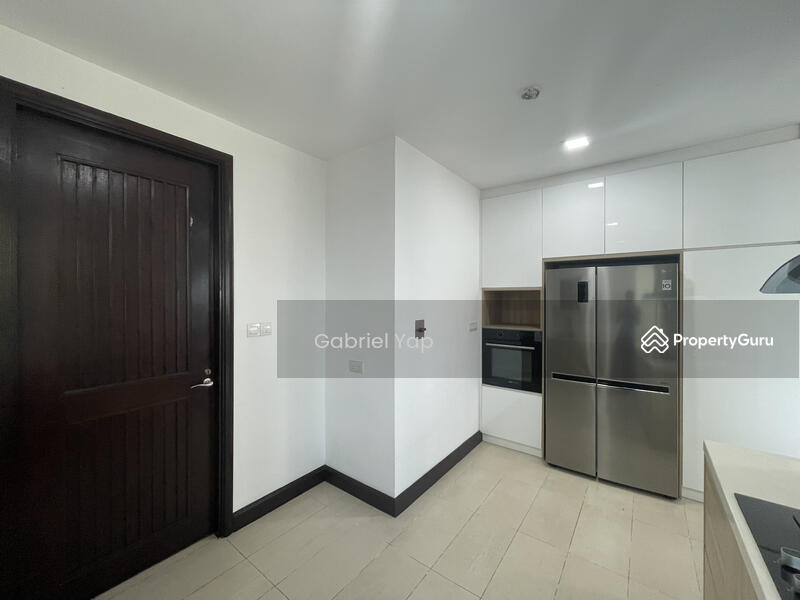 For Sale - Flora Murni