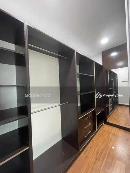 For Sale - Flora Murni