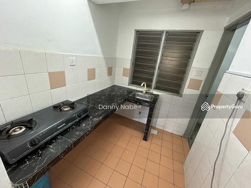 For Rent - Flat PKNS Section 7