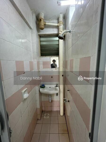 For Rent - Flat PKNS Section 7