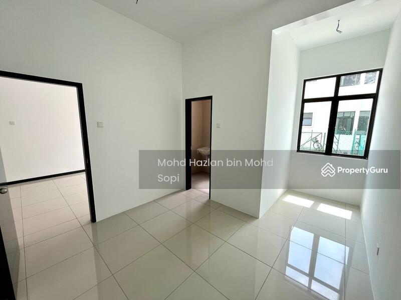 For Sale - Dahlia Sari