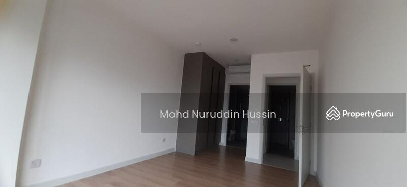 Untuk Disewa - The Atrium
