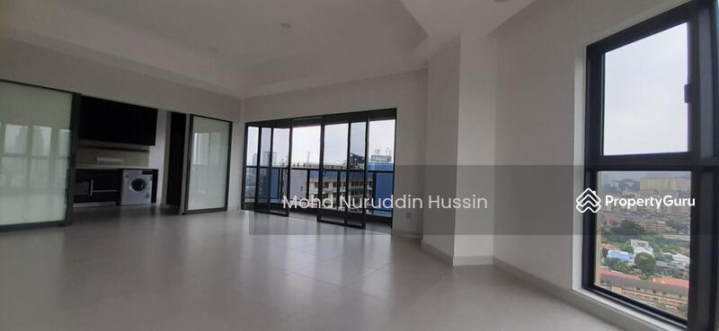 Untuk Disewa - The Atrium