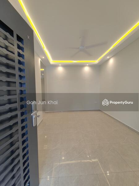 Freehold Single Storey Terrace Fully Renovated @ Bukit Beruang, Jalan ...
