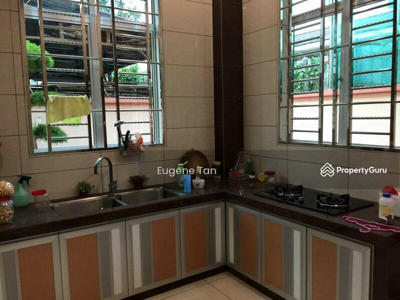 For Sale - Bungalow Bukit Pasir Muar, Jalan Keramat