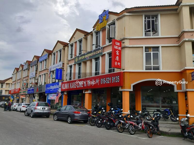 For Sale - Upper Floor 2 Connecting Shop/Office Lot, Dynaview Business Centre, Batu Maung, Bayan Lepas, Penang.