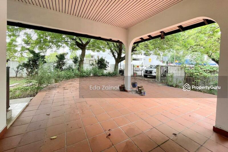 For Sale - Bungalow Ss7 Kelana Jaya