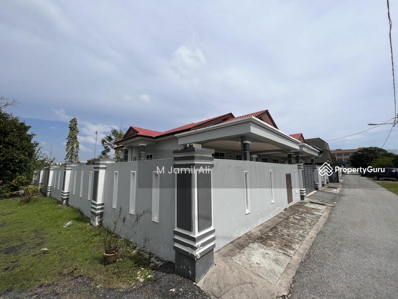 For Sale - Jalan Abdul Rahman Muar