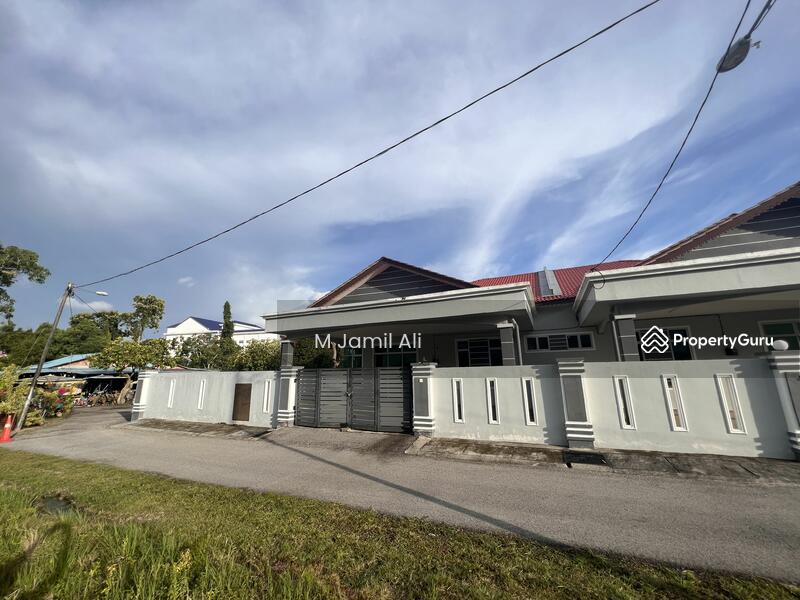 For Sale - Jalan Abdul Rahman Muar