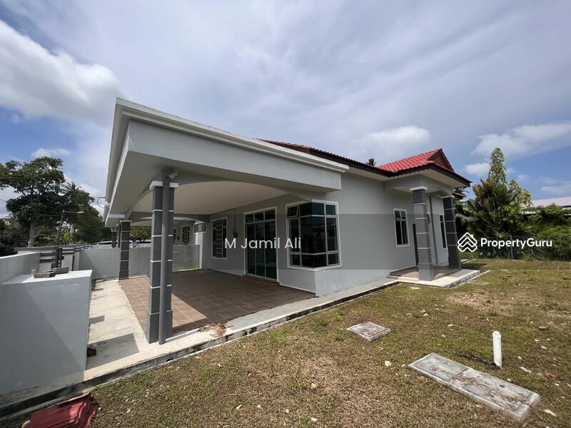 For Sale - Jalan Abdul Rahman Muar
