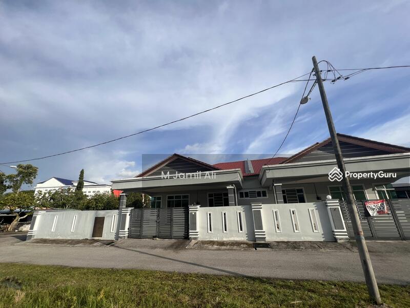 For Sale - Jalan Abdul Rahman Muar