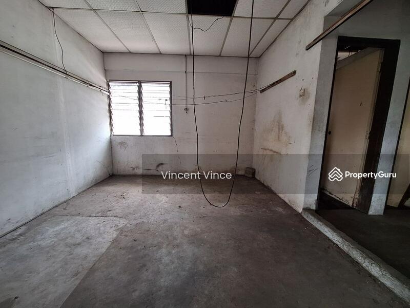 Kedai untuk Dijual di Taman Pinggiran Senawang (Sungai Gadut) - Vincent Vince - PropertyGuru.com.my