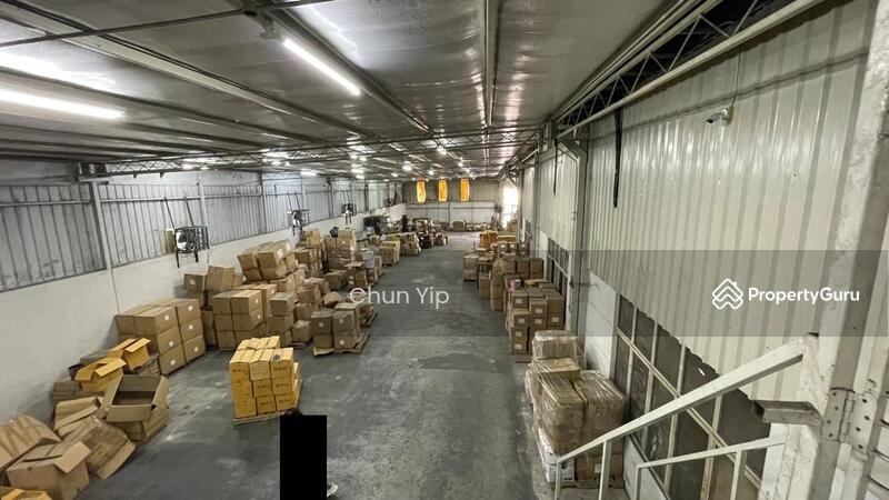 For Rent - Corner Warehouse @ Sg Buloh TSB, Subang 2