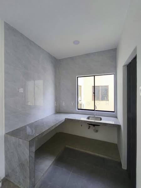 Rumah Flat untuk Dijual di Merak - Ashley Goh - PropertyGuru.com.my