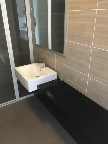 Untuk Disewa - 28 Boulevard