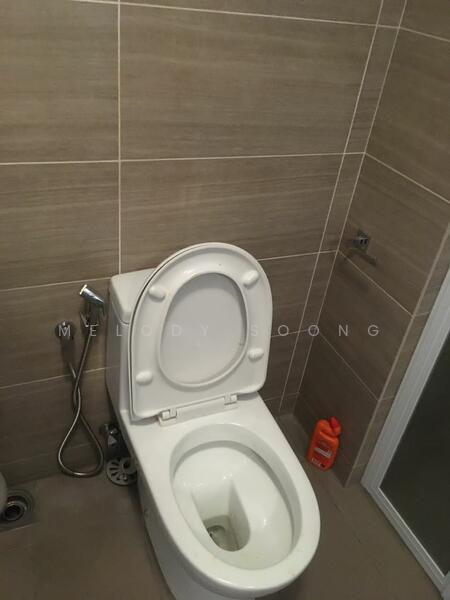 Untuk Disewa - 28 Boulevard