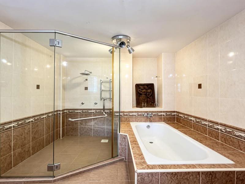 3.5-storey Terraced House for Sale in Bukit Wangsamas (Setiawangsa) - Lucas Choo - Bathroom - PropertyGuru.com.my