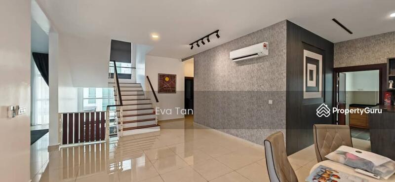 For Sale - Horizon Hills 3 Storey Bungalow with Pool