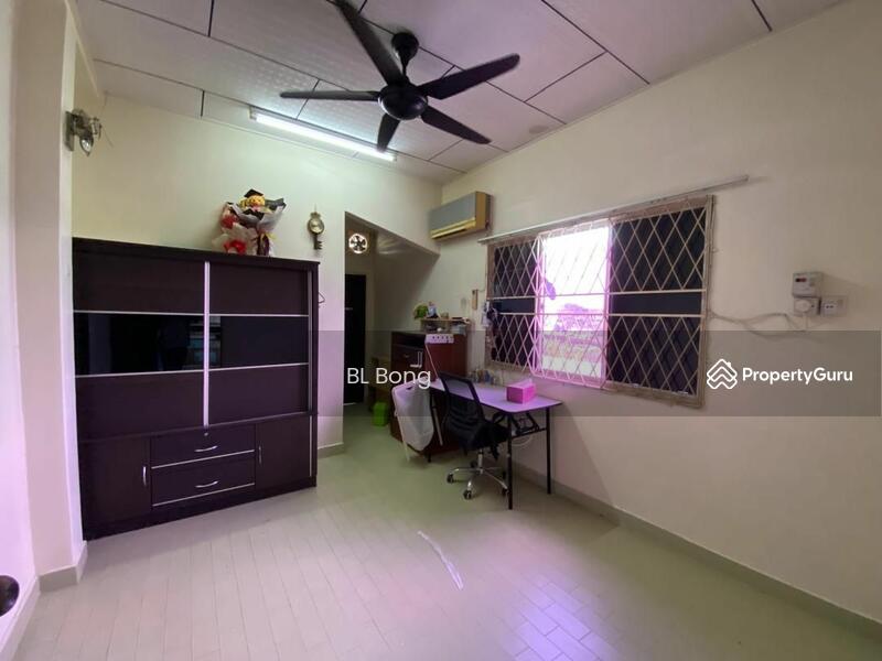 For Sale - Semi-D house at Kampung Enam