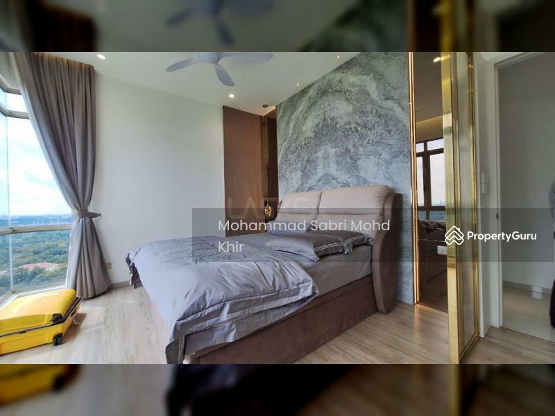 Bedroom with external view